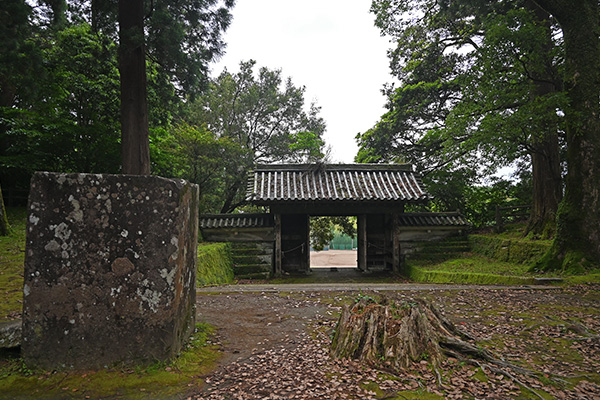 飫肥城旧本丸の裏門