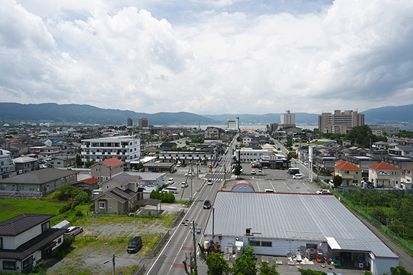 高島城天守から望む諏訪湖