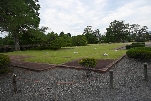 松本城二の丸御殿跡