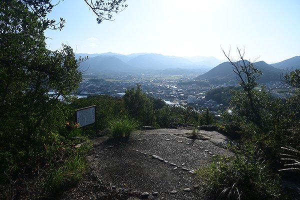 引田城本丸跡