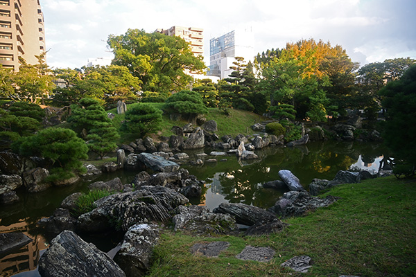 徳島市立徳島城博物館の庭園