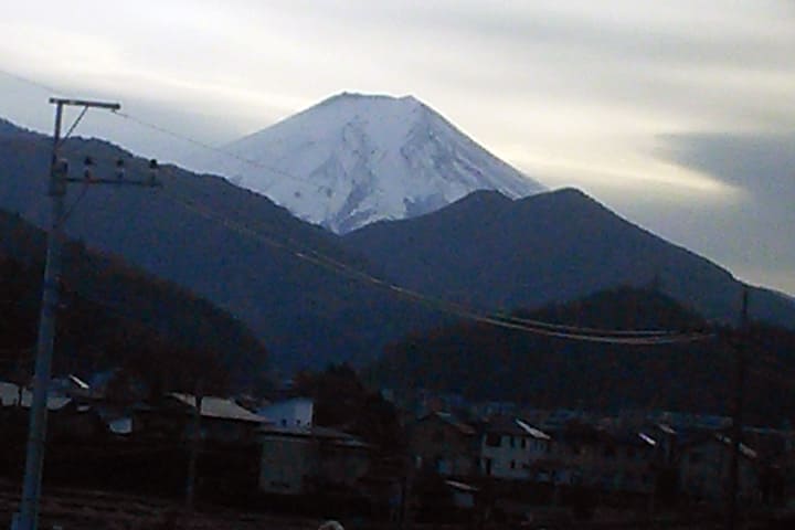 高速バスから見えた富士山